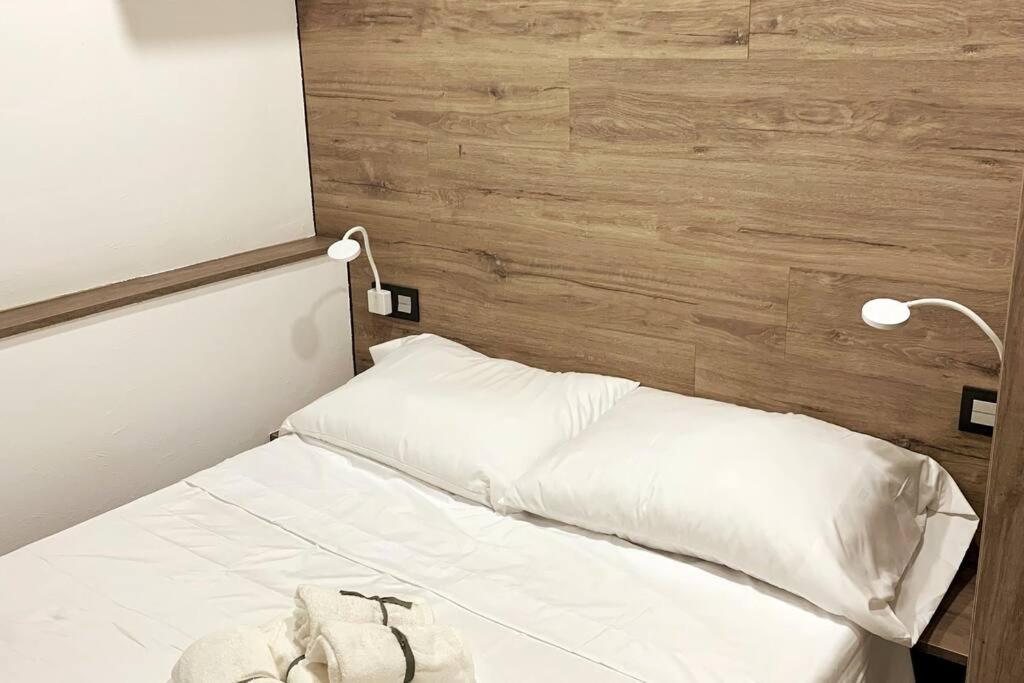 Bouquet Dream La Pineda Apartment ภายนอก รูปภาพ