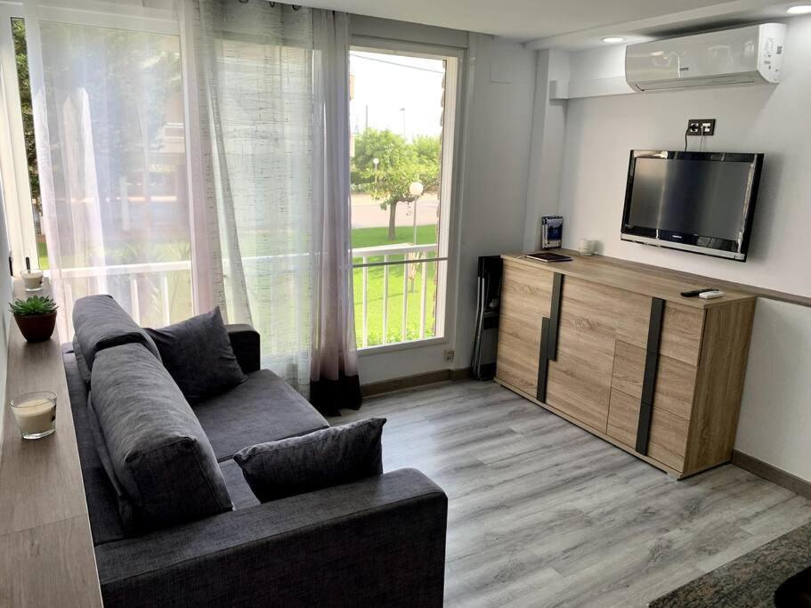 Bouquet Dream La Pineda Apartment ภายนอก รูปภาพ