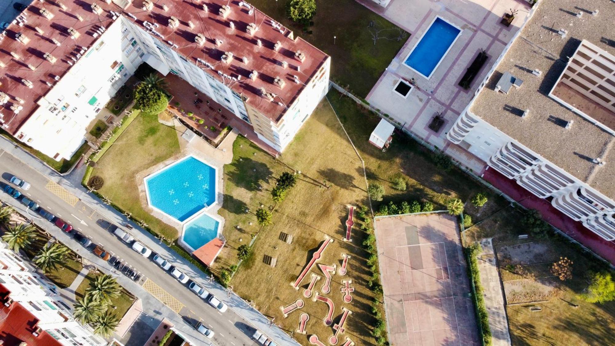 Bouquet Dream La Pineda Apartment ภายนอก รูปภาพ